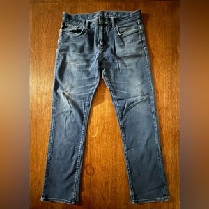 Banana Republic Vintage Traveler Slim Fit 34W x 32L